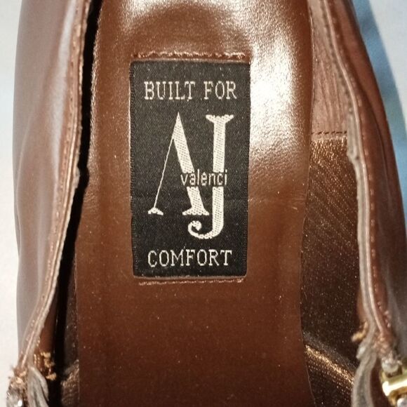 4@30.00 or 30.00 Ladies Boots by AJ VALENCIA - Picture 3 of 15